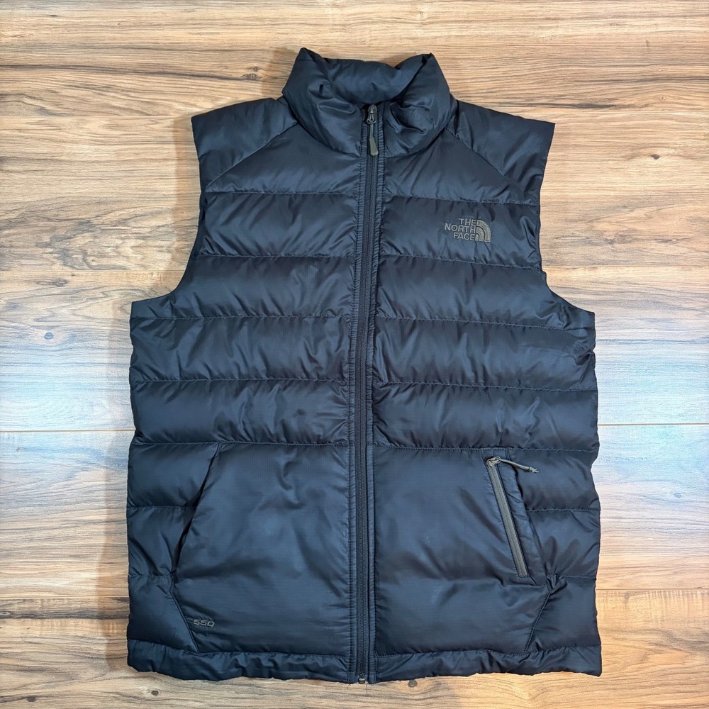 The North Face Mens 550 Down Ripstop Puffer Vest Black Medium